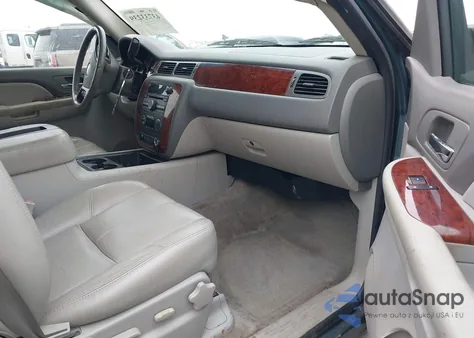 2009 Chevrolet Suburban 1500 Lt2 from USA, damaged, VIN 1GNFC26019R264400